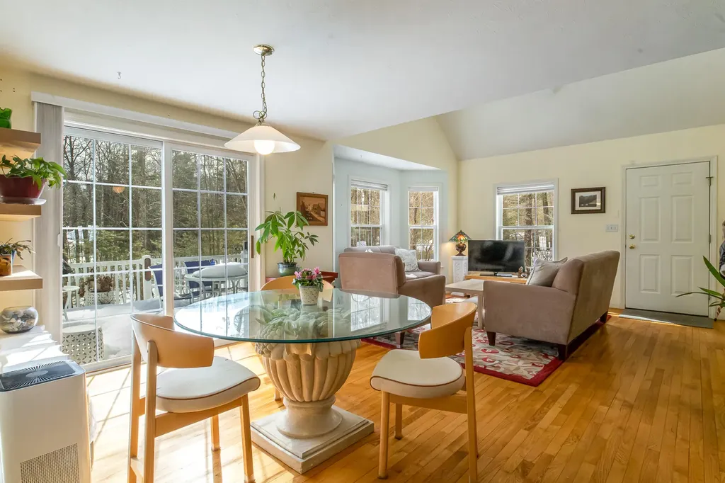 3 Kensington Drive Kennebunk ME 04043