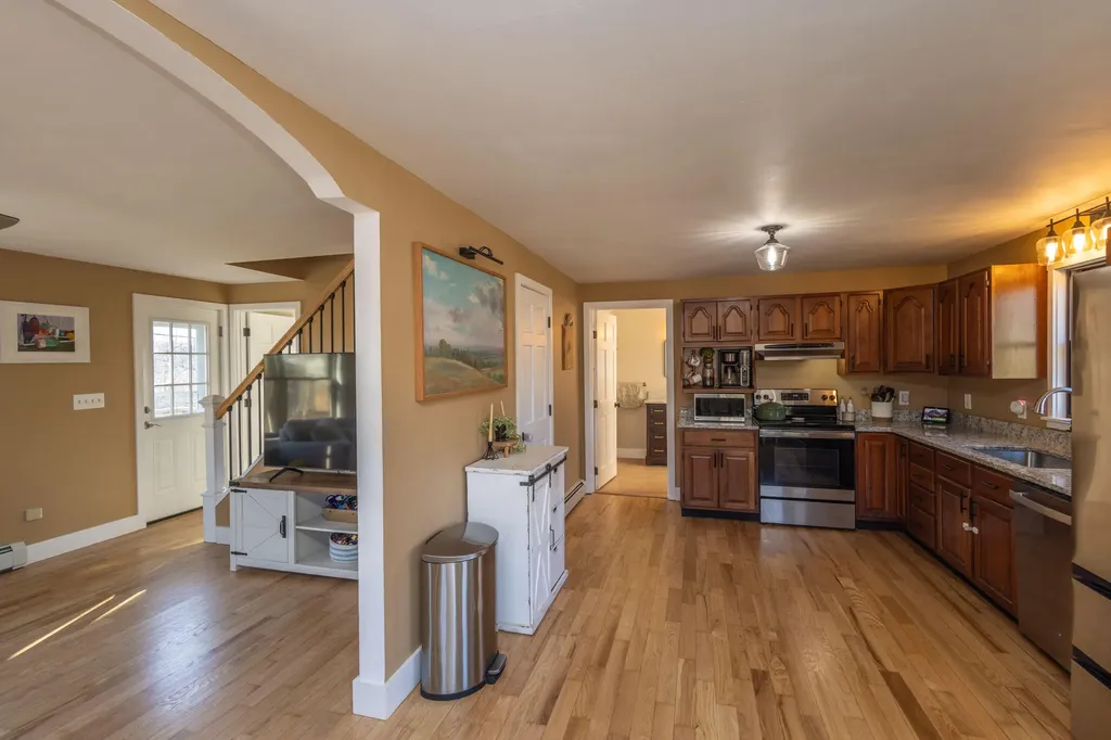 185 Ingraham Drive Owls Head ME 04854