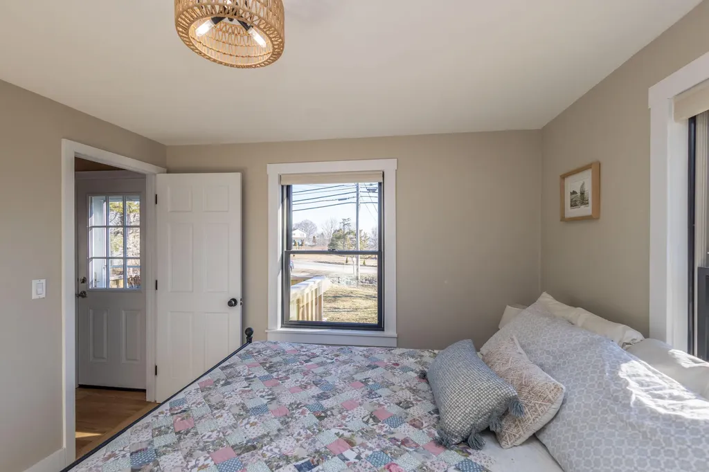185 Ingraham Drive Owls Head ME 04854