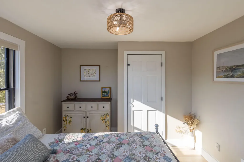 185 Ingraham Drive Owls Head ME 04854