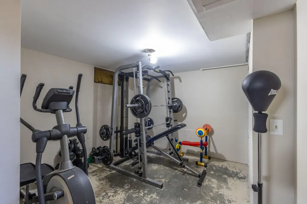 185 Ingraham Drive Owls Head ME 04854