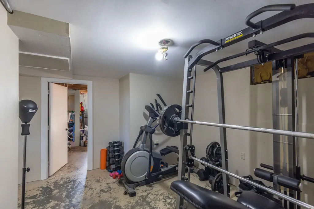 185 Ingraham Drive Owls Head ME 04854