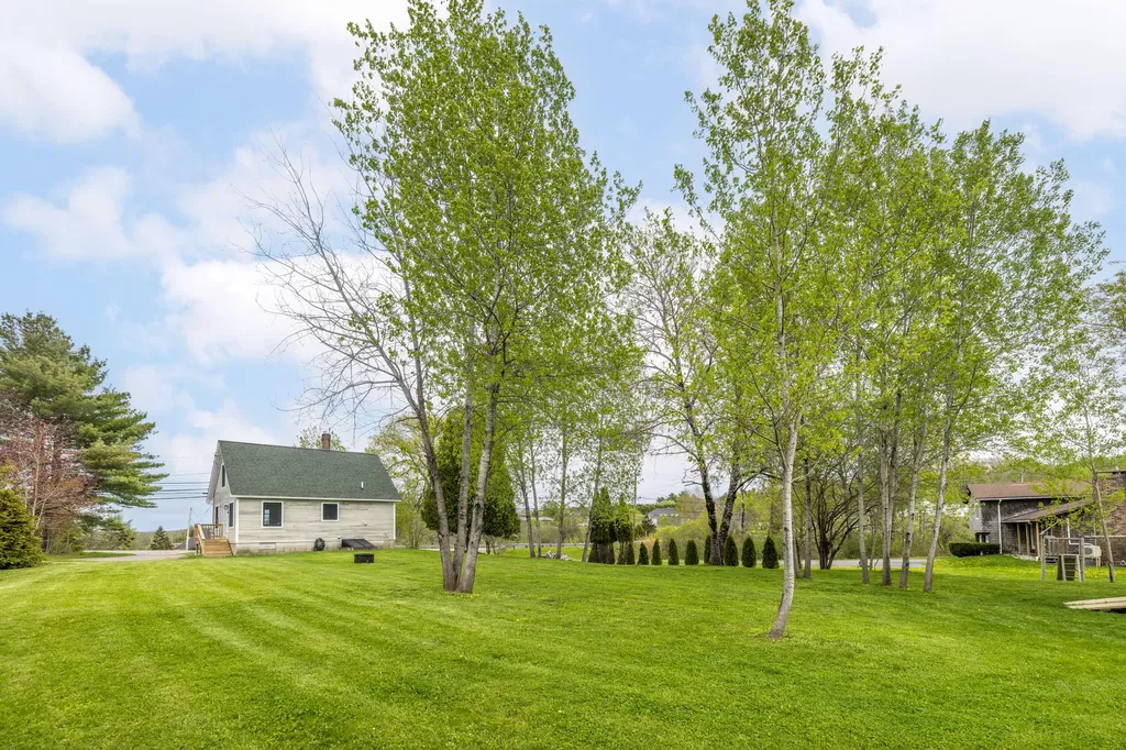 185 Ingraham Drive Owls Head ME 04854