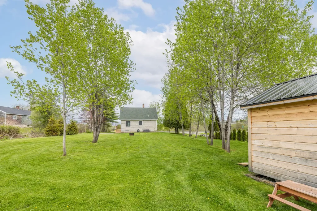 185 Ingraham Drive Owls Head ME 04854