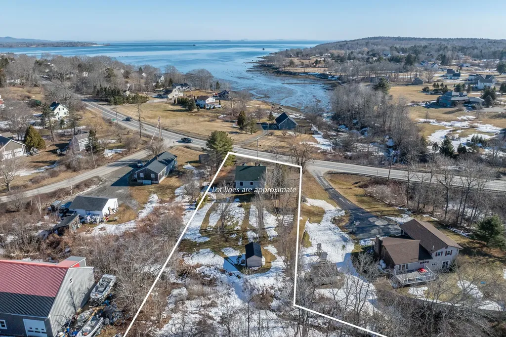 185 Ingraham Drive Owls Head ME 04854