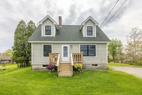 185 Ingraham Drive Owls Head ME 04854