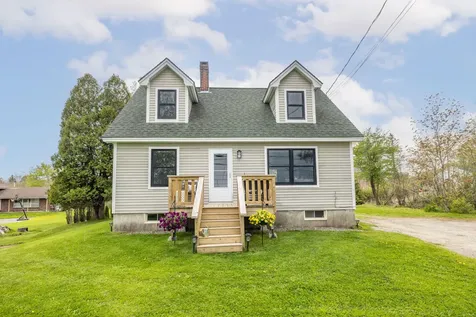 185 Ingraham Drive Owls Head ME 04854