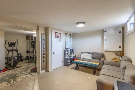 185 Ingraham Drive Owls Head ME 04854