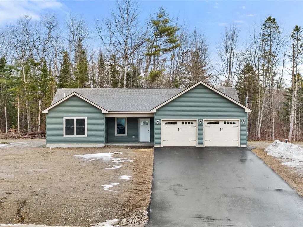 678 Streamside Avenue Hermon ME 04401