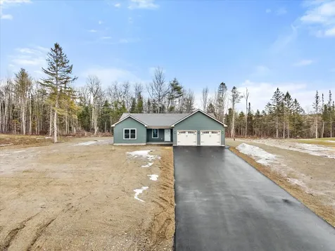 678 Streamside Avenue Hermon ME 04401