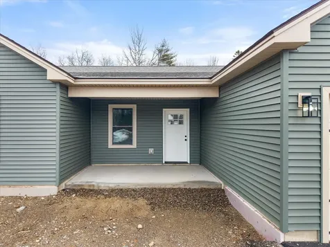 678 Streamside Avenue Hermon ME 04401
