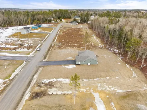 678 Streamside Avenue Hermon ME 04401