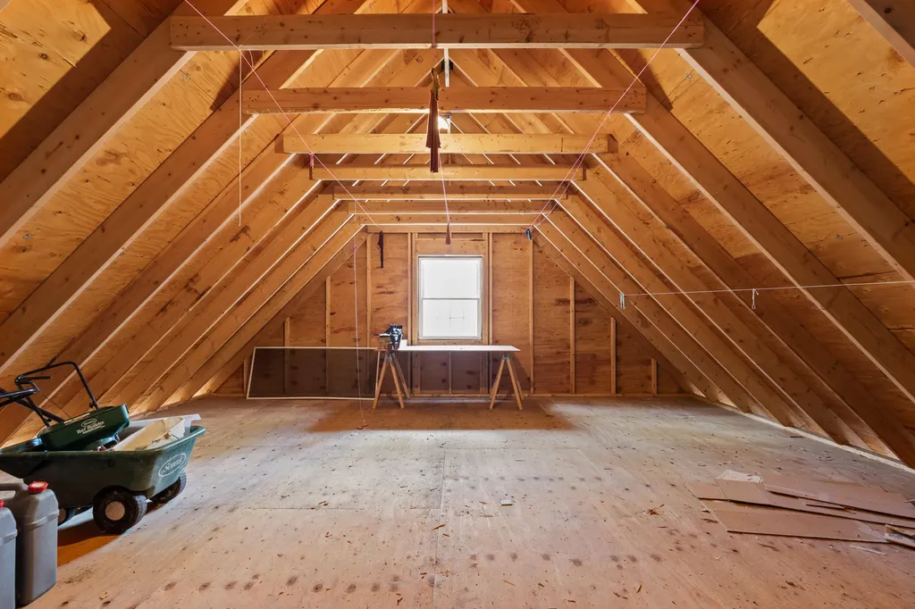 420 Gray Road Falmouth ME 04105