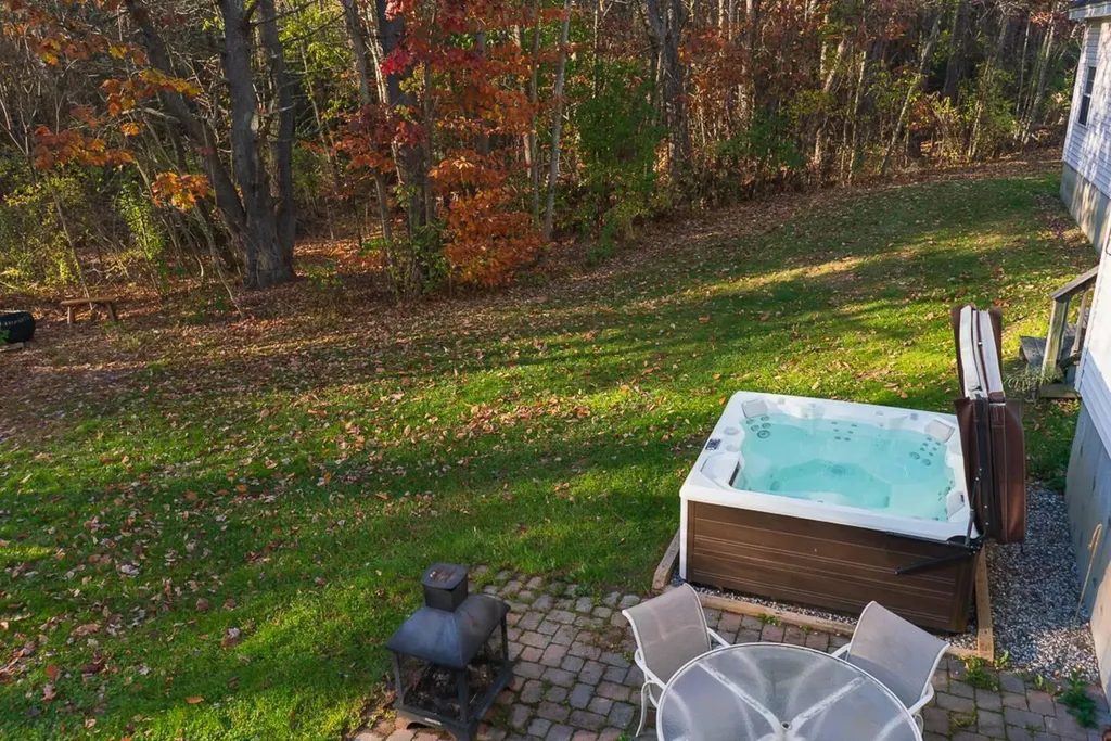 420 Gray Road Falmouth ME 04105
