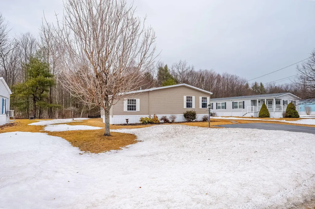 3 Windsor Drive Alfred ME 04002