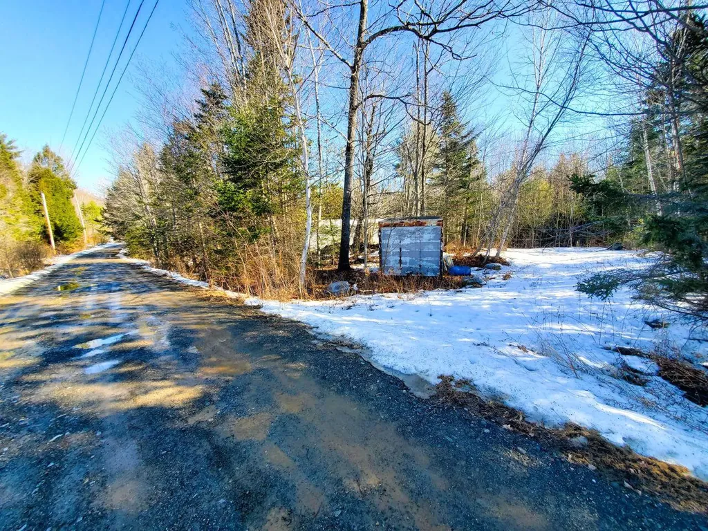36 Wescott Stream Road Waldo ME 04915