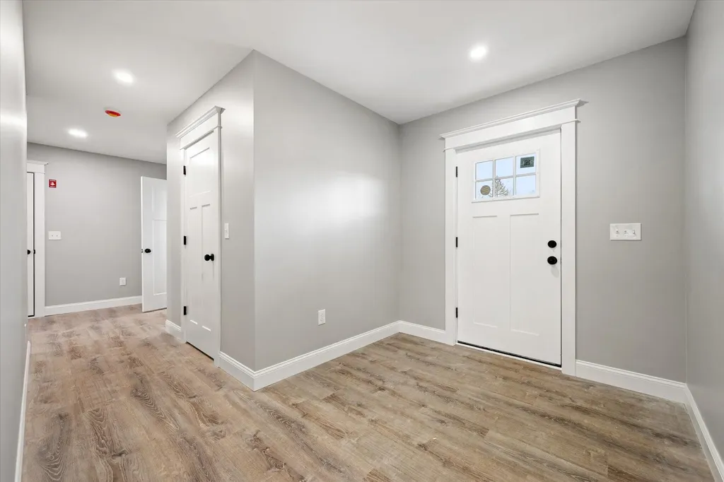 673 Streamside Avenue Hermon ME 04401