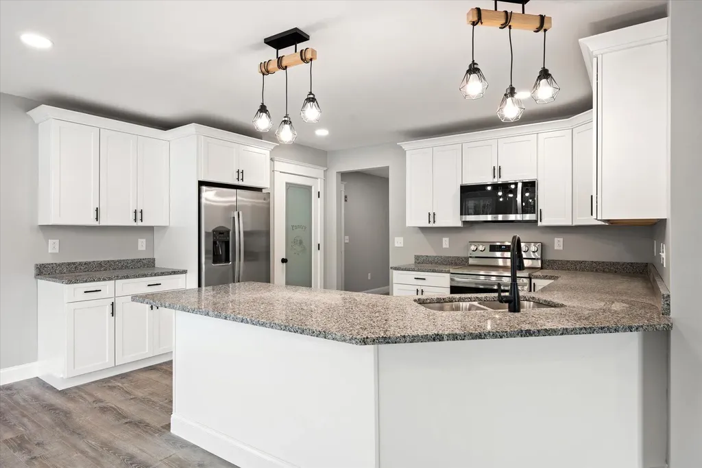 673 Streamside Avenue Hermon ME 04401