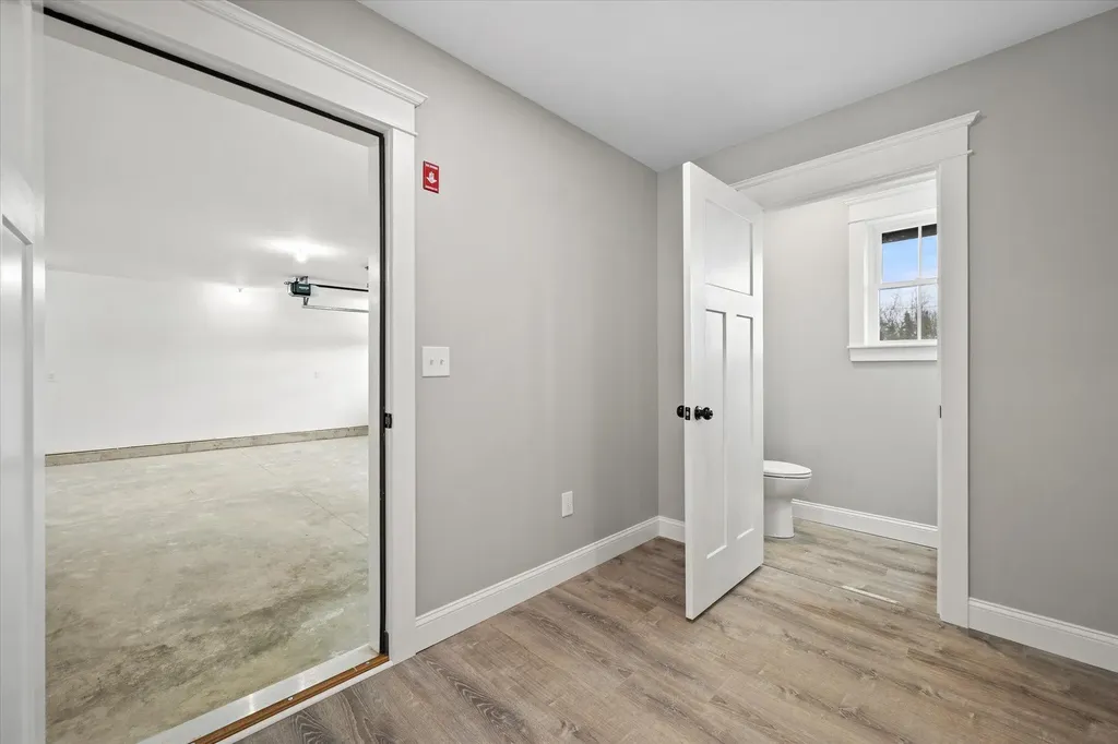 673 Streamside Avenue Hermon ME 04401