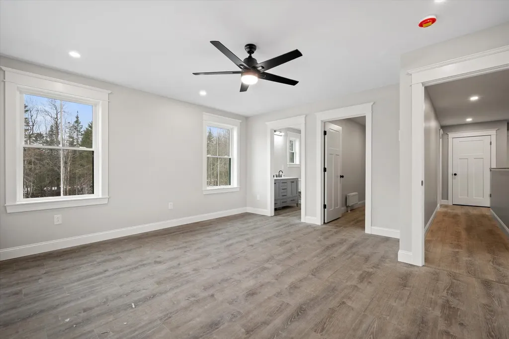 673 Streamside Avenue Hermon ME 04401