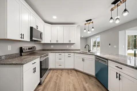 673 Streamside Avenue Hermon ME 04401