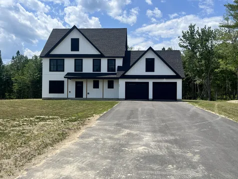 673 Streamside Avenue Hermon ME 04401