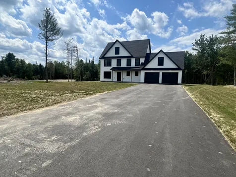 673 Streamside Avenue Hermon ME 04401