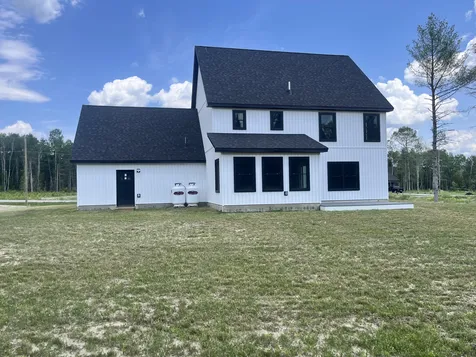 673 Streamside Avenue Hermon ME 04401