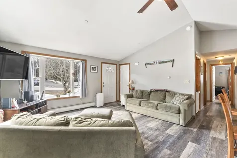 31 Redwood Lane Sanford ME 04073