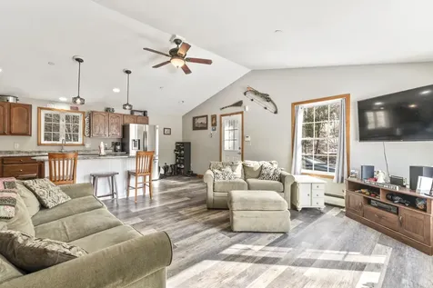 31 Redwood Lane Sanford ME 04073