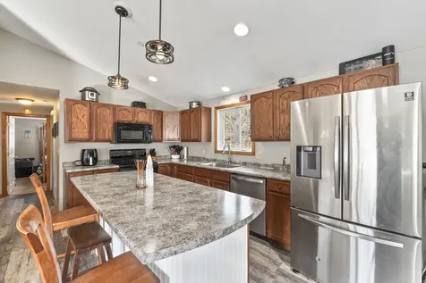 31 Redwood Lane Sanford ME 04073
