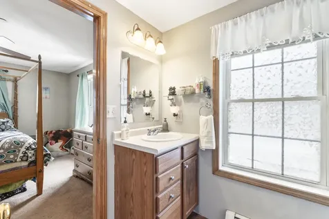 31 Redwood Lane Sanford ME 04073