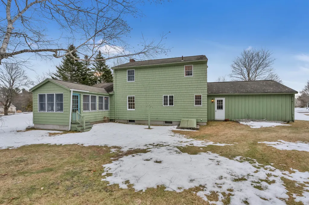 2 Candlewick Lane Cumberland ME 04021