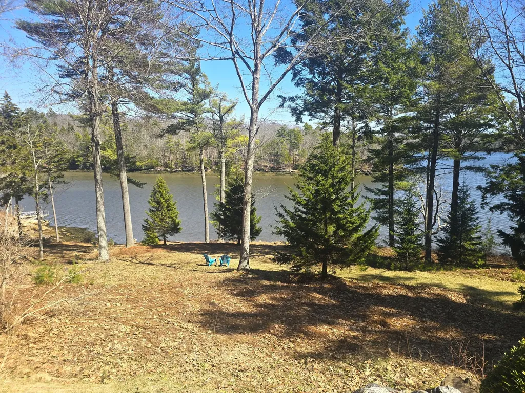 208 Youngs Point Road Wiscasset ME 04578