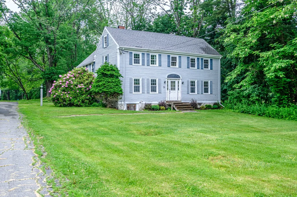 58 Allen Avenue Extension Falmouth ME 04105
