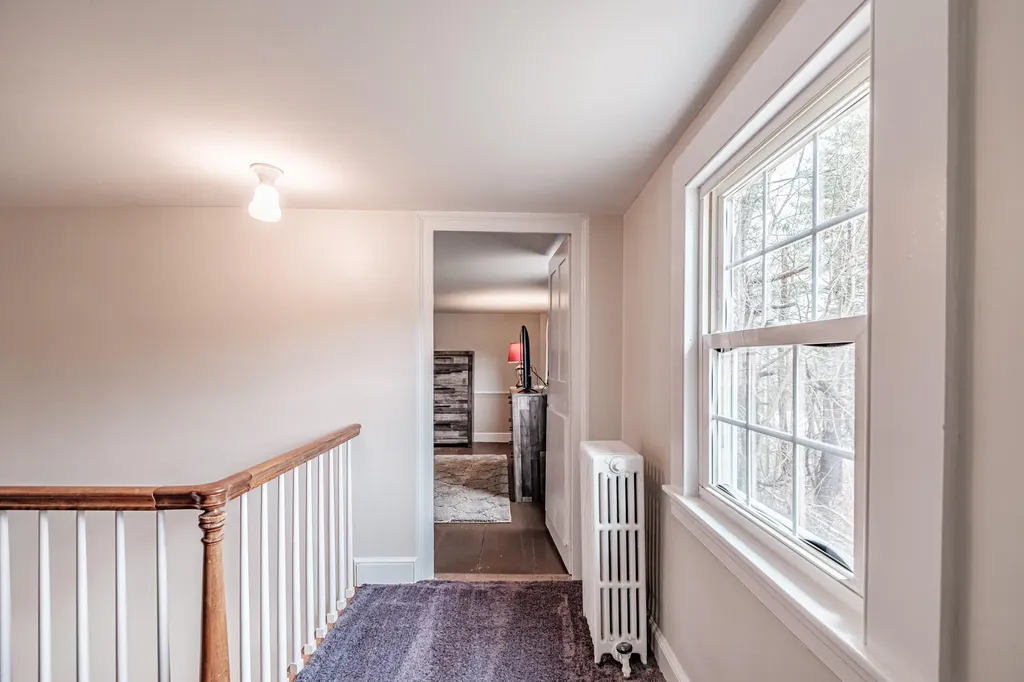 58 Allen Avenue Extension Falmouth ME 04105