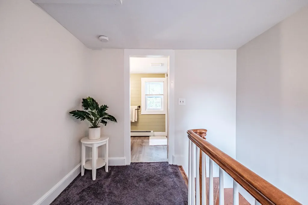 58 Allen Avenue Extension Falmouth ME 04105