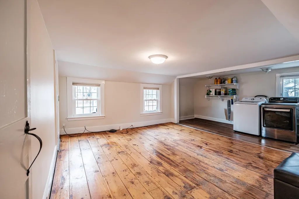 58 Allen Avenue Extension Falmouth ME 04105