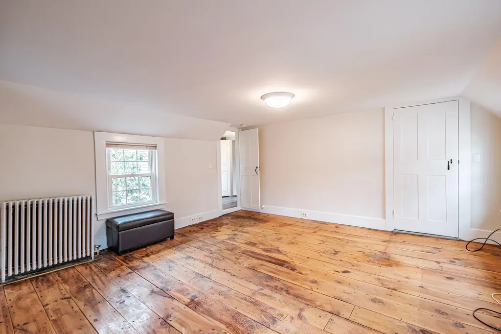 58 Allen Avenue Extension Falmouth ME 04105