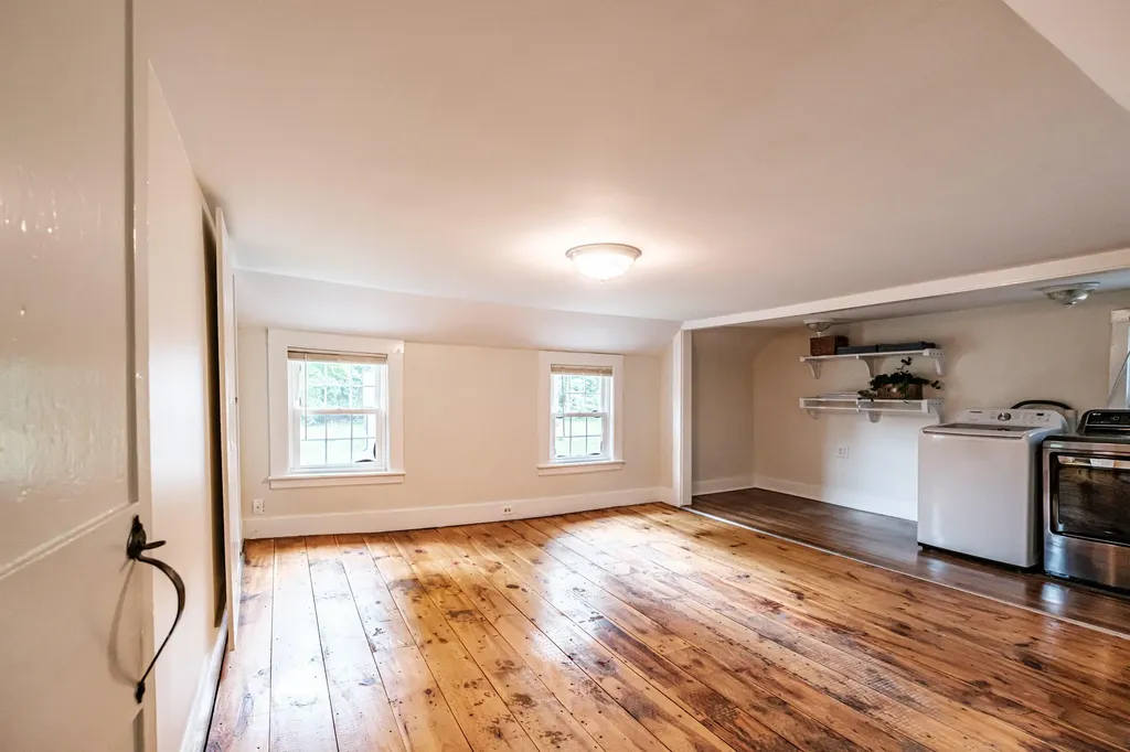 58 Allen Avenue Extension Falmouth ME 04105