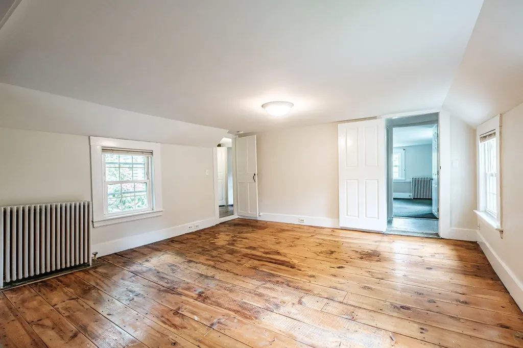 58 Allen Avenue Extension Falmouth ME 04105