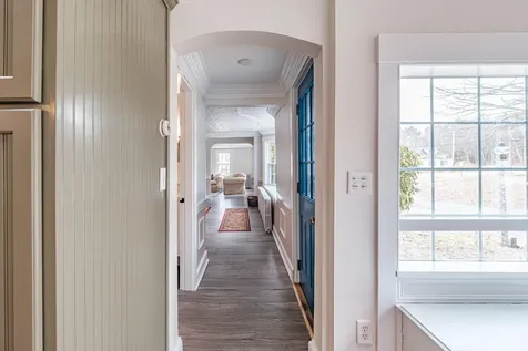 58 Allen Avenue Extension Falmouth ME 04105