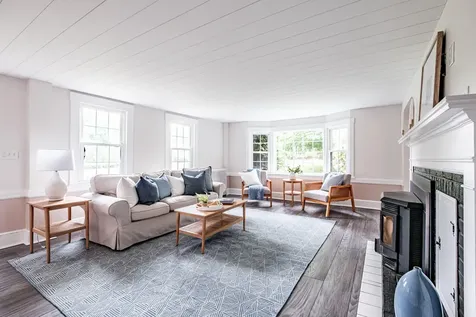 58 Allen Avenue Extension Falmouth ME 04105