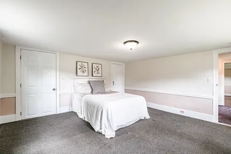 58 Allen Avenue Extension Falmouth ME 04105