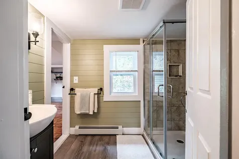 58 Allen Avenue Extension Falmouth ME 04105