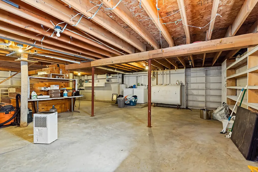 67 Cedar Lane Pittston ME 04345
