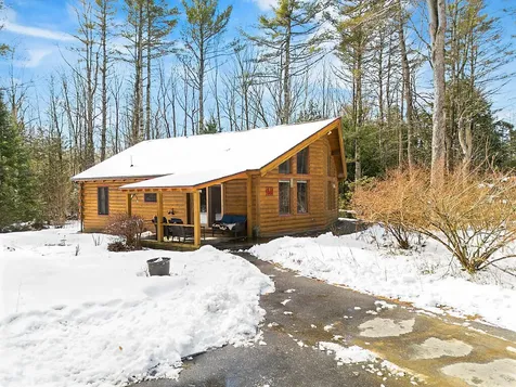 67 Cedar Lane Pittston ME 04345