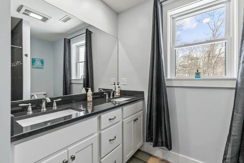 11 Driftwood Lane York ME 03909