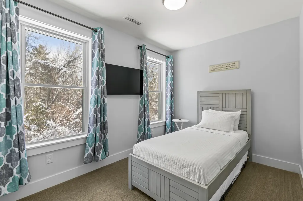 11 Driftwood Lane York ME 03909