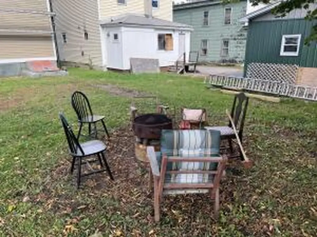 88 Pine Street Millinocket ME 04462